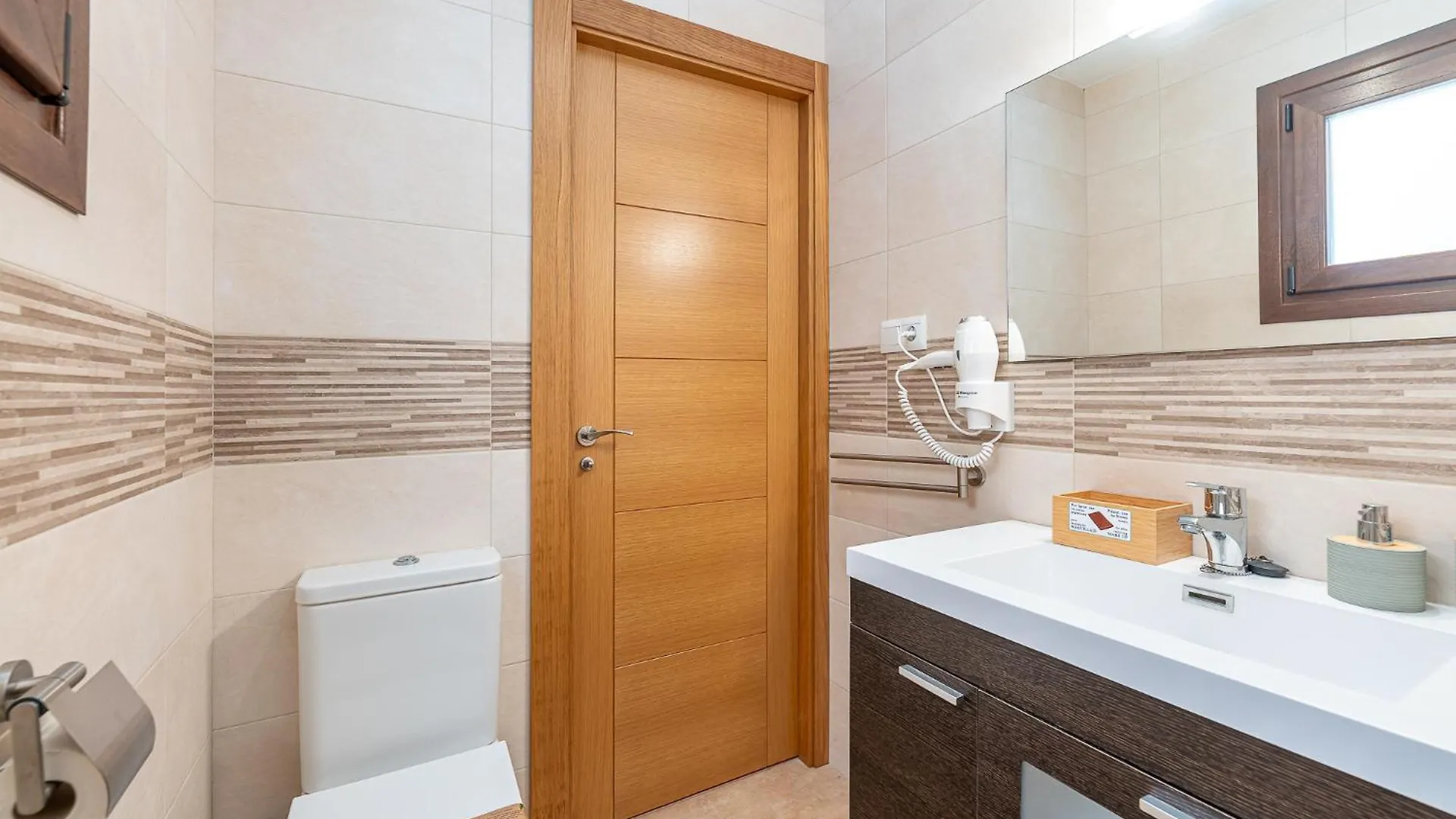 Διαμέρισμα 797 Holiday Rentals- Carrasco Beach 1 Τορρεμολίνος