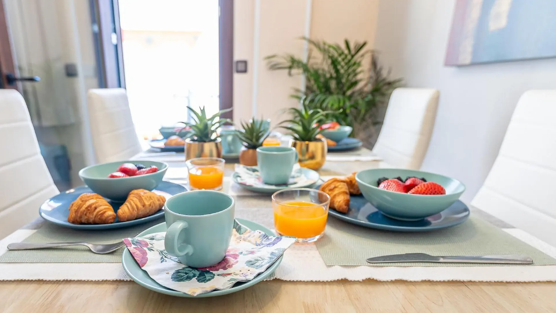 797 Holiday Rentals- Carrasco Beach 1 Τορρεμολίνος 0*,  Ισπανία